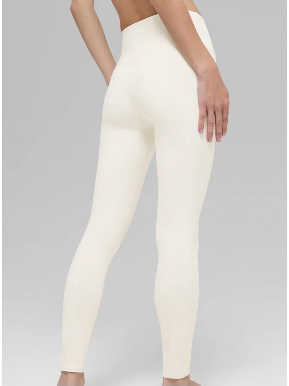 ALO Yoga Ivory High-Waist Airbrush Legging